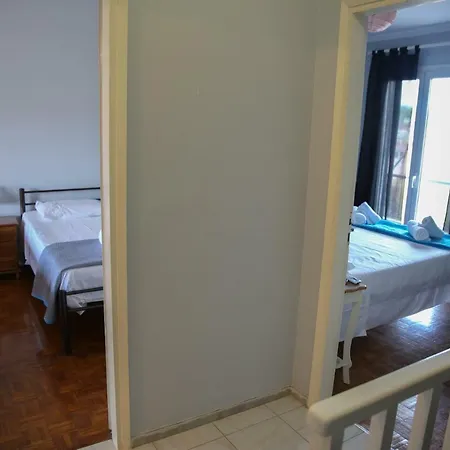 Machos House Αλεπού